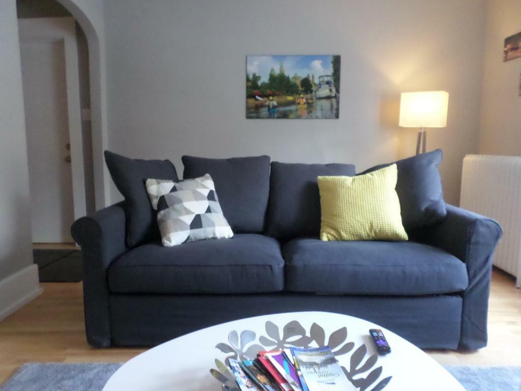 Beautiful, Clean, Quiet 2 Br-In Downtown Ottawa. Parking, Wifi And Netflix Included Daire Dış mekan fotoğraf